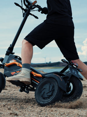 three wheel electric scooter